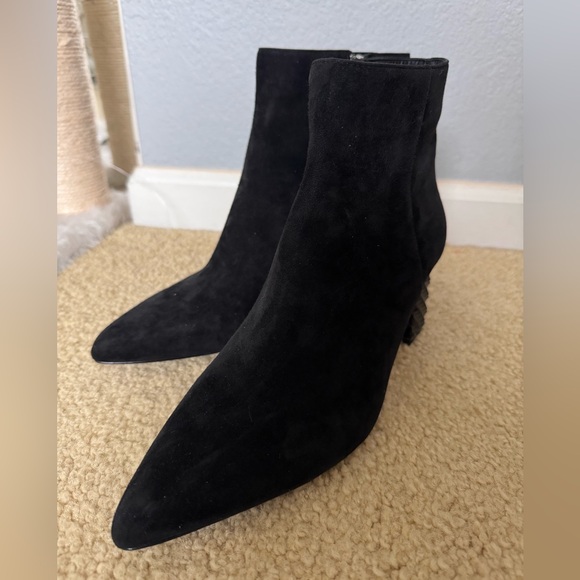 NEW‼️Antonio Melani Kinsley Suede Molded Lucite Heel Booties Sz. 8.5 M - Picture 3 of 12